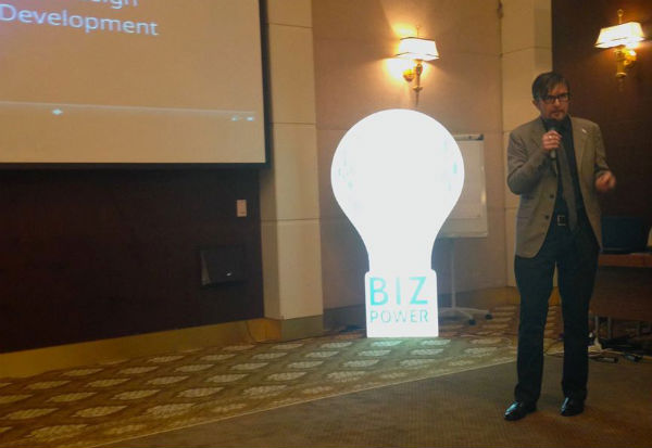 Erik Parsons speaks at BizPower – Moldova’s first and largest business conference.